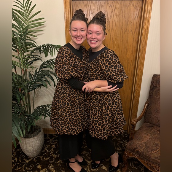 Meet your Posher, Victoria - Picture 2 of 2